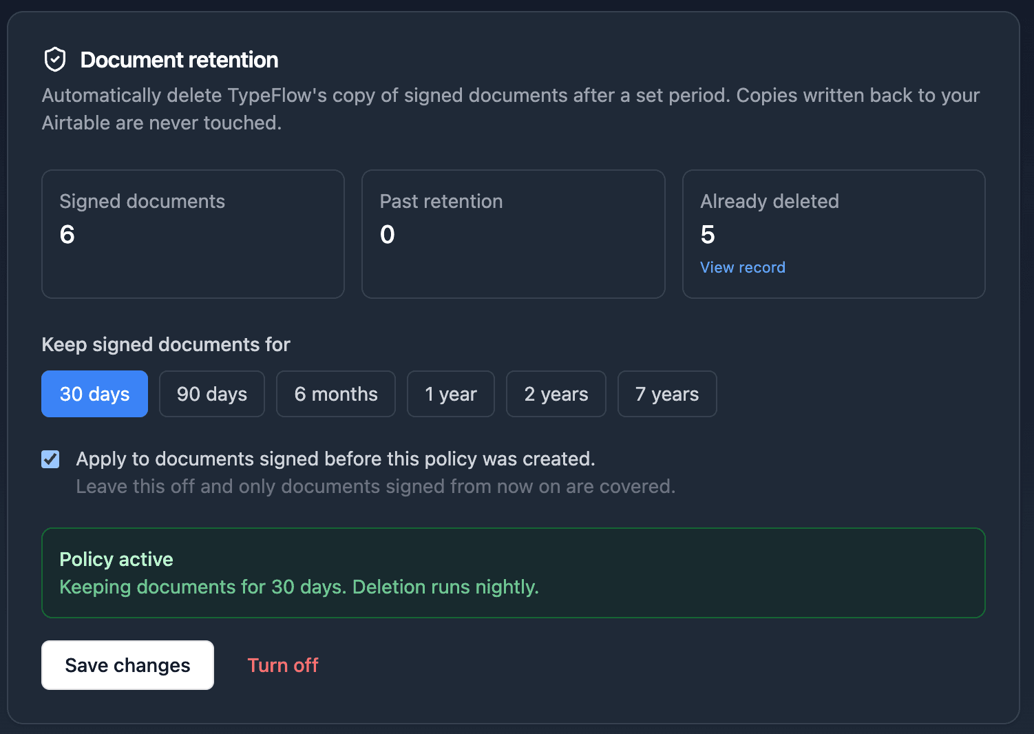 Document retention card showing signed document counters, retention period selector from 30 days to 7 years, the retroactive checkbox, and the Policy active banner